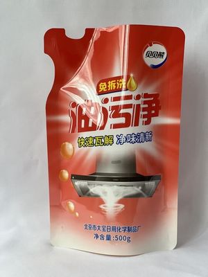 500g de sachet de détergent liquide pour soins personnels de forme libre tiennent la poche