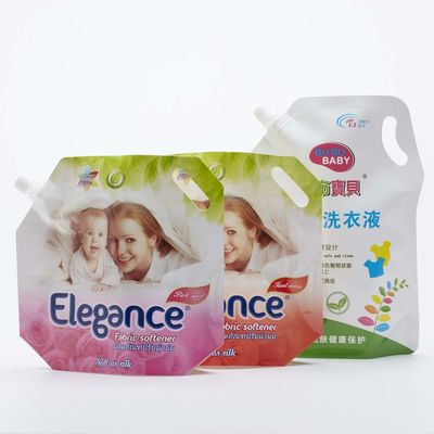 Forme libre étanche à l'humidité du sac 500g de poche de détergent liquide sans bouchon à vis